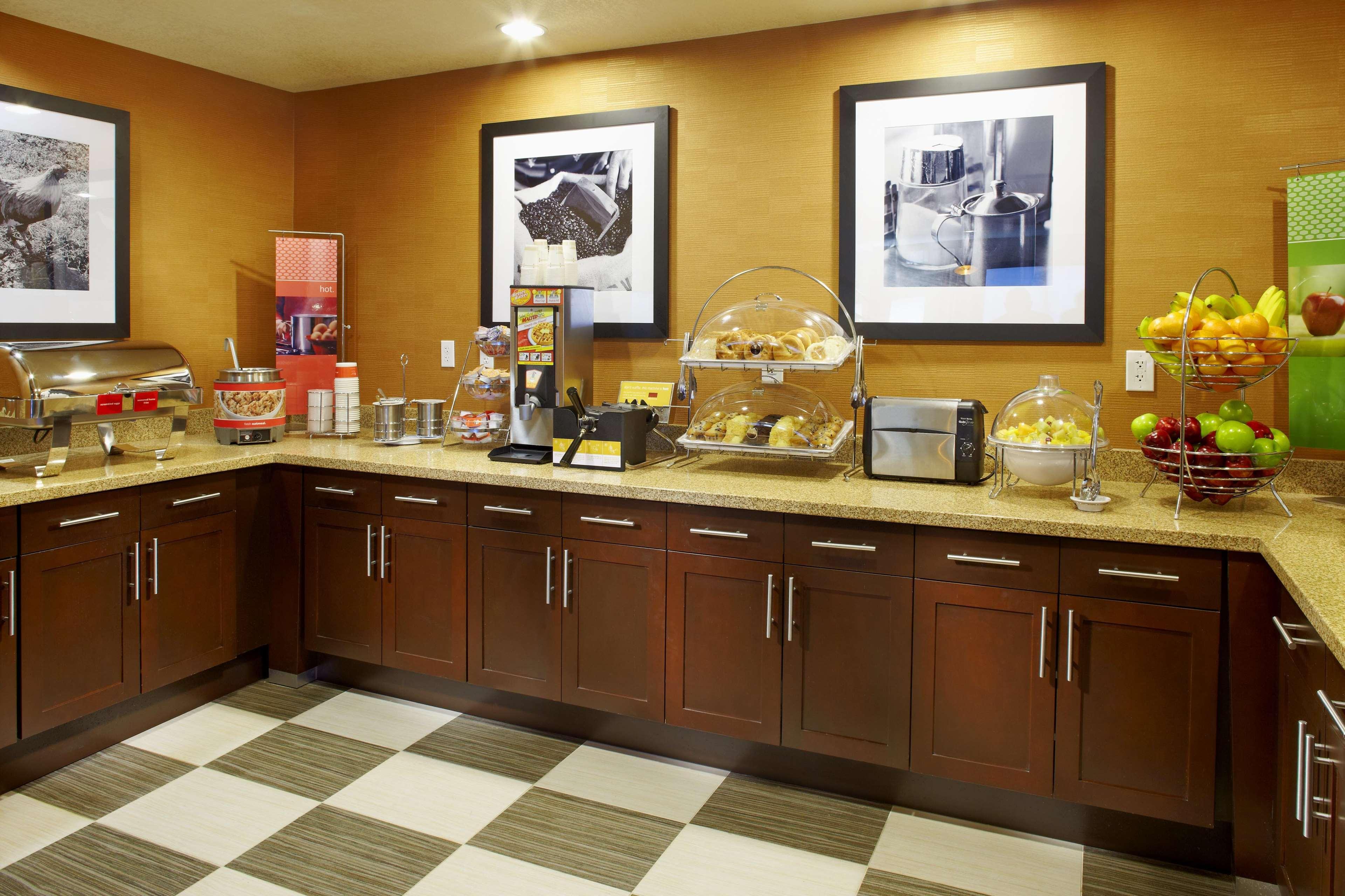 Hampton Inn Phoenix - Biltmore Extérieur photo