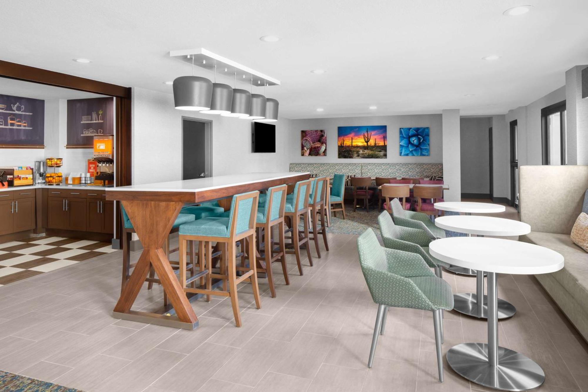 Hampton Inn Phoenix - Biltmore Extérieur photo