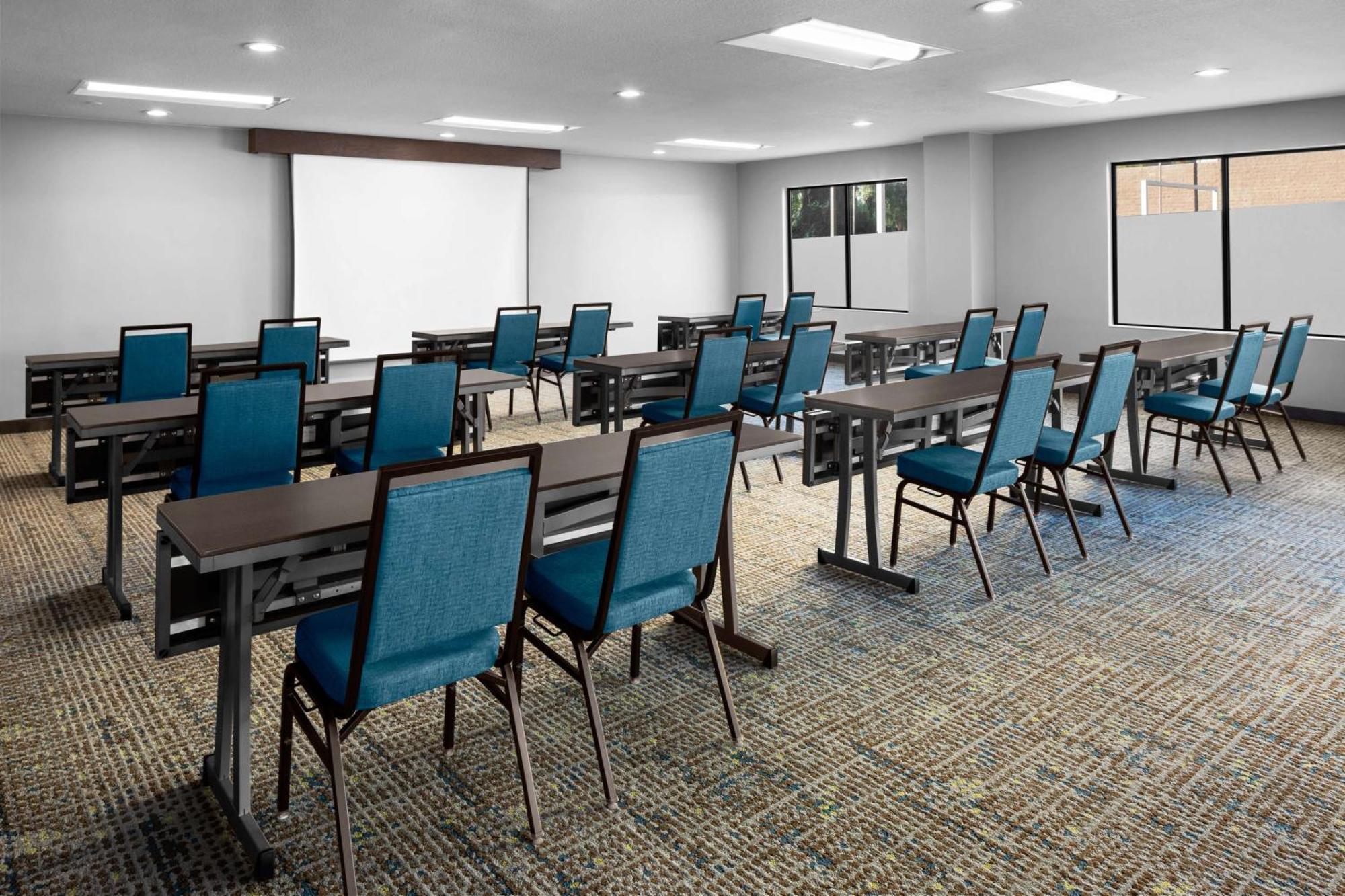 Hampton Inn Phoenix - Biltmore Extérieur photo