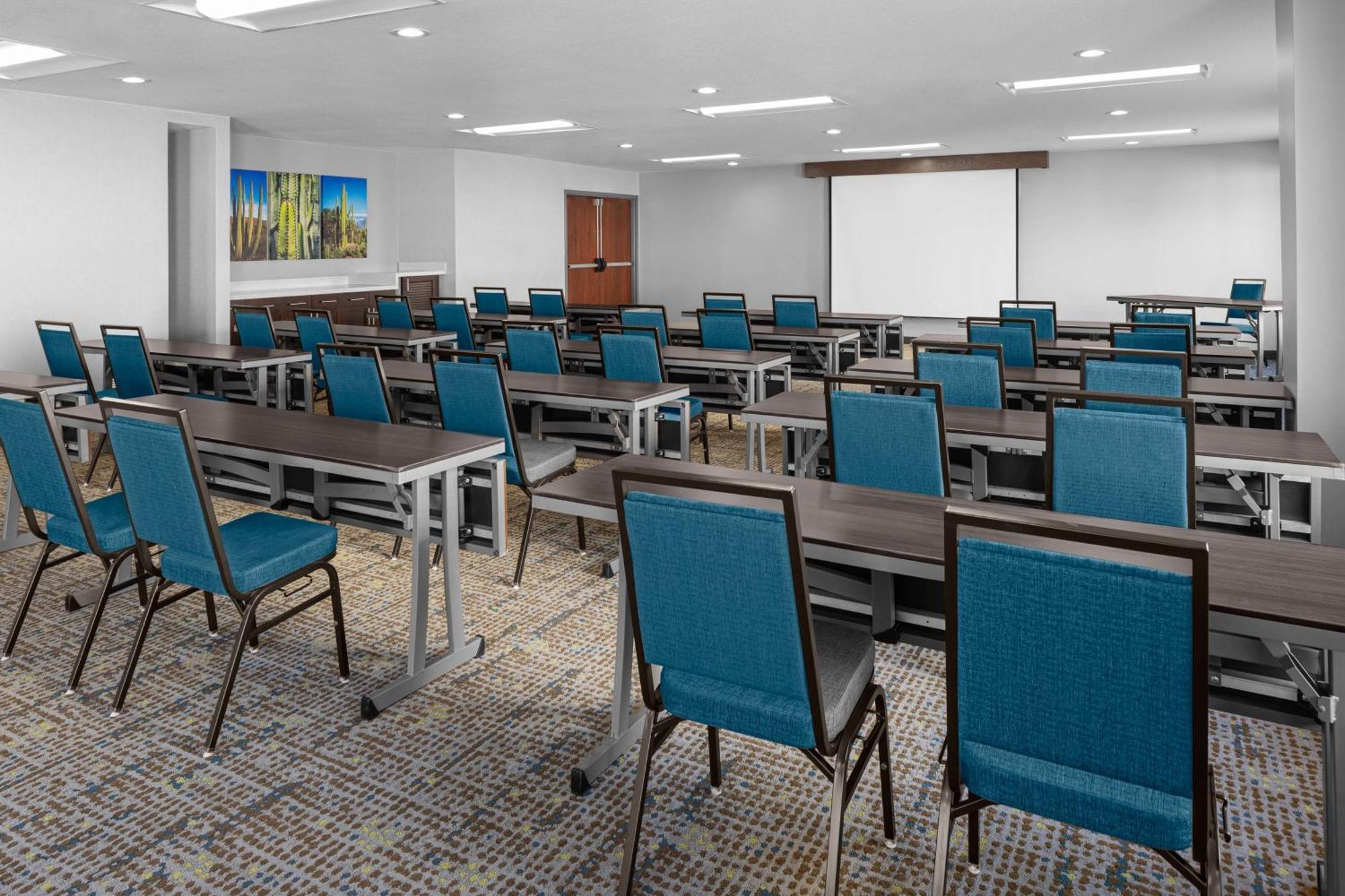 Hampton Inn Phoenix - Biltmore Extérieur photo